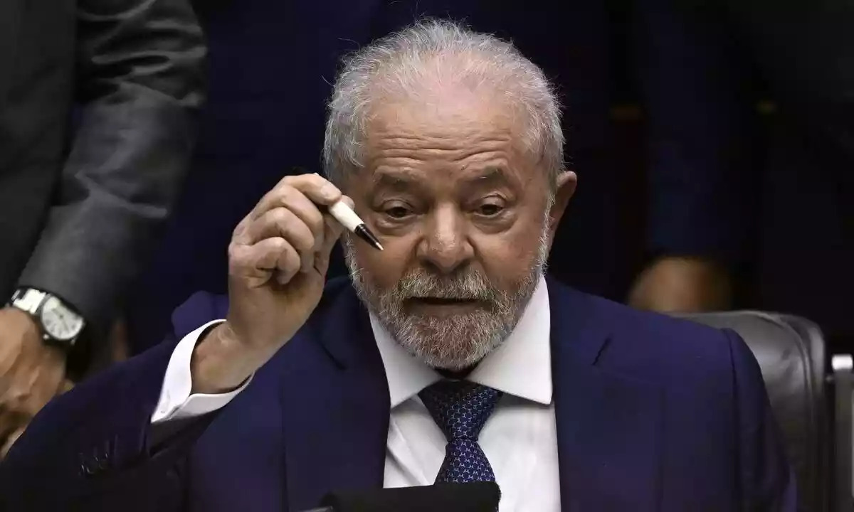 Lula revoga decreto de Bolsonaro