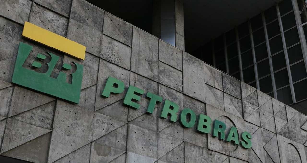 Petrobras ; gasolina